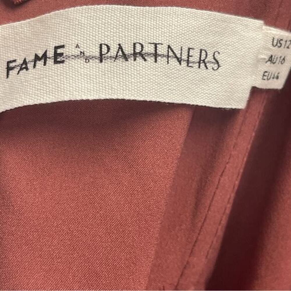 Fame and Partners‎ Twilight Dress Strapless Lace Cinnamon Rose Wine - Picture 7 of 13